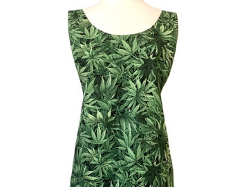 Tablier dos croisé, tablier pour la Saint-Patrick, tablier vert, pull cache-cœur, tablier imprimé vert, pull croisé dans le dos