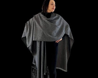 Laine de mer - poncho - poncho en laine de mer - poncho respectueux de l'environnement - poncho recyclé - poncho durable - écharpe longue en laine de mer