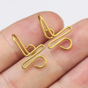 Brass ear cuff Brass single Earrings findings 19x12.7x7mm Cartilage Ear cuff no piercing R2057