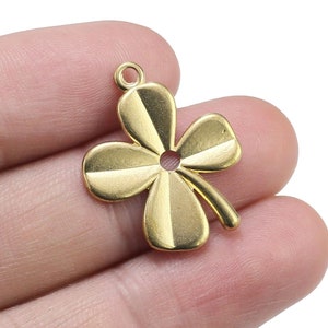 Amuleto de hoja de latón, Pendiente De Trébol, Colgante Floral de Latón, 24.3x18x1.2mm, Hallazgos de latón, Joyería - R1545