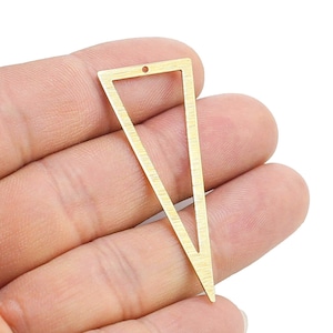 Ciondolo per orecchini a triangolo, ciondolo in ottone testurizzato, connettore geometrico, componenti in ottone grezzo, 49,8 x 20 mm, creazione di gioielli - R2134