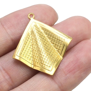 Textured Square Earring Charm, Rhombus Brass Charm, 32x27.3mm, Geometric Earring Findings, Necklace Pendant, Jewelry Making - R1130