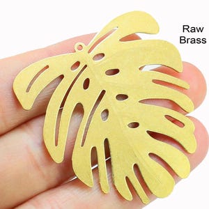 Monstera Leaf  Earring Charms, Leaf Pendant, Raw Brass Earring Findings, 45x43mm, Necklace Pendant, Jewelry Making -R352