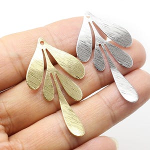 Textured Leaf Pendant, Leaves Earring Charm, DIY Ornament, Necklace Pendant, Earring Findings, 46.3x27mm, Jewelry Supplies -G227