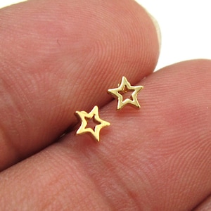 Star Stud Earrings, Tiny Earring Studs, Statement Earrings, Earring Studs, Real gold plated, Jewelry Supplies - GS017