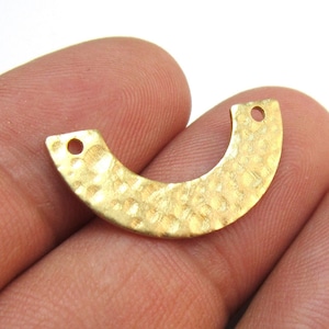 Hammered Earring Charms, Semi Circle Brass Connector, Earring Findings, 25x12.5mm, Necklace Charm, Jewelry Making - R1739