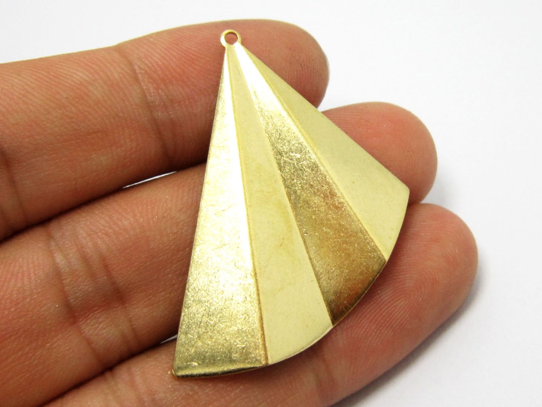 Tirador Triangular De Latón Para Cajón Liberty PN0465V-PB - Estilo Vintage Para Muebles