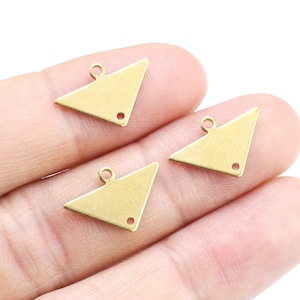 Connettore triangolare, Ciondoli in ottone per la creazione di gioielli, Risultati di orecchini geometrici, Stampaggio in ottone, 16,5x11 mm - R2684