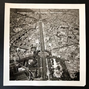 C. 1945 Aerial Photo, Champs Elysees, Panoramic View City of Paris, France no.2