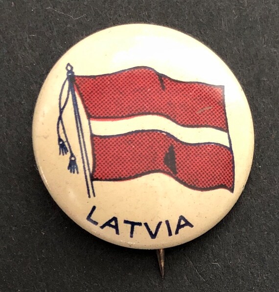 C. 1920 Pinback Button, Flag of Latvia - image 1