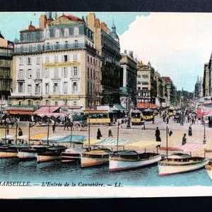 C. 1908 Voiliers, scène de rue animée, entrée de la Cannebière à Marseille France Carte postale