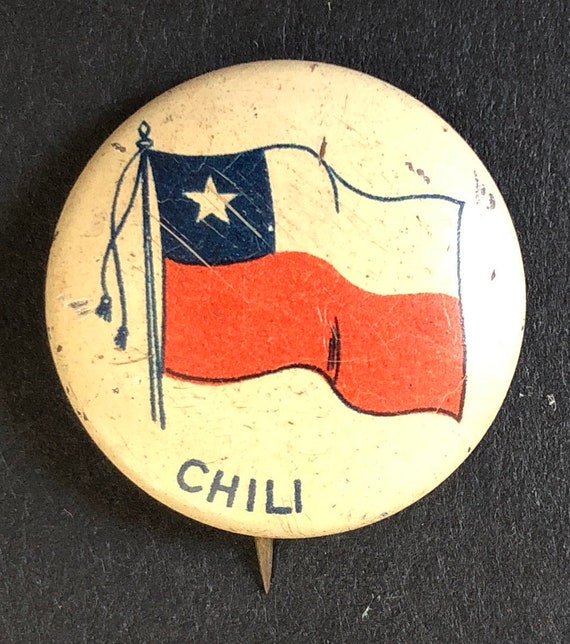 C. 1920 Pinback Button, Flag of Chili