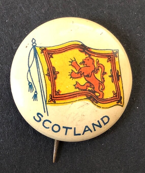 C. 1920 Pinback Button, Flag of Scotland - image 1