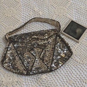Vintage Gold Beaded Sequined Evening Clutch Purse Zipper Closure and Mirror