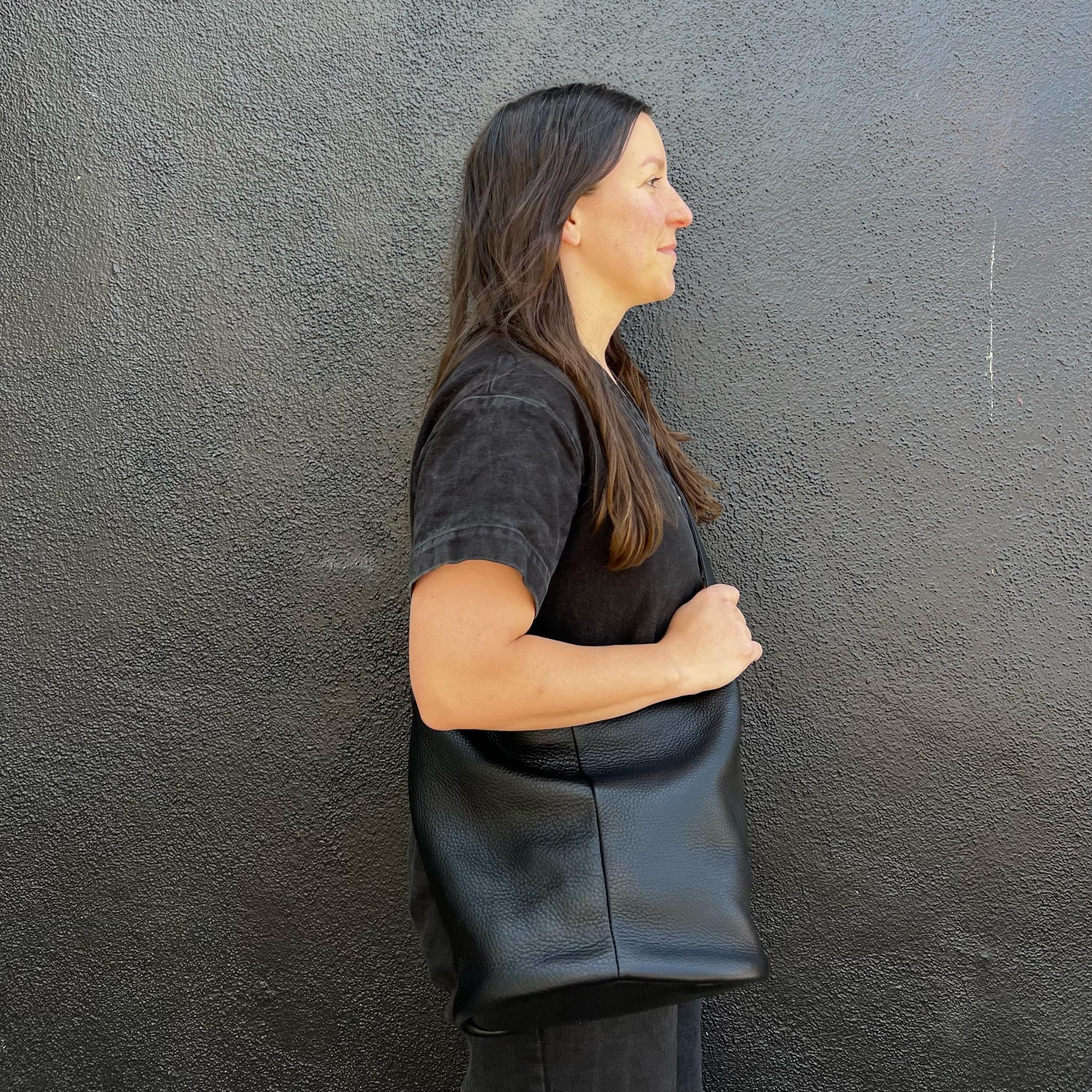 ブラックレザーバケットバッグ - Etsy 日本