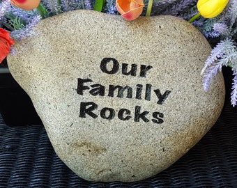 Rocas grabadas personalizadas, Decoración de jardín, Piedras grabadas personalizadas, Regalos para la abuela, Regalo del Día de la Madre, Regalos personalizados de los niños