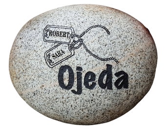 Regalo Militar Personalizado / Roca Grabada / Etiquetas para Perros / Regalo de Boda