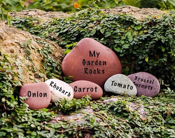 Juego de marcadores de jardín grabados / Colección My Garden Rocks / Decoración de jardines interiores o exteriores / Marcadores de plantas de piedra