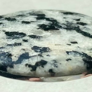 Stone Golf Ball Marker 1&quot; - Granite - Gift for Golfers