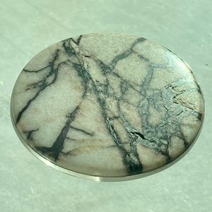 Rock Golf Ball Marker 1&quot; - Marble - Gift for Golfers