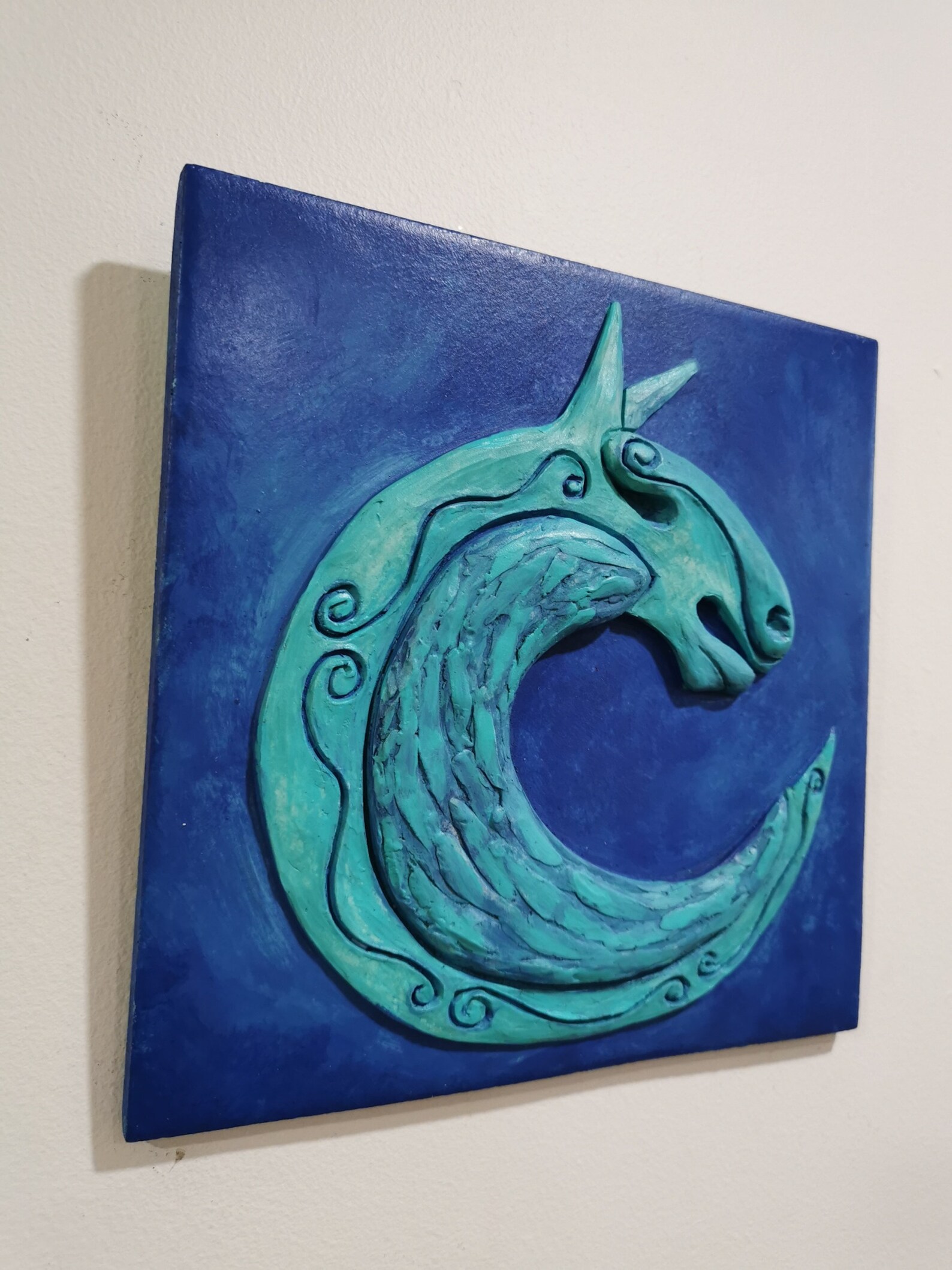 Round Square Shape Horse Wall Art main image 0
