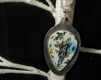 Floral leather spoon pendant with made from vintage silverware. Includes silver chain. Free shipping within Canada.