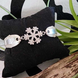 Cubic zirconia snowflake two piece spoon bracelet made of vintage silver plated Silverware with magnetic clasp. Free shipping within Canada