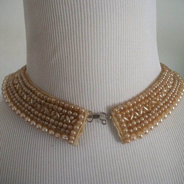 20% OFF Adorable 1950's Pearl Beaded Collar