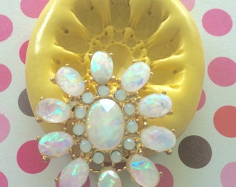 Silicone JEWEL BROOCH Mold - Fondant Mold, Cameo Mold, Jewelry Mold, Fondant Mold, Brooch Mold, Craft Supply, Cake Supply, Clay Mold, Molds