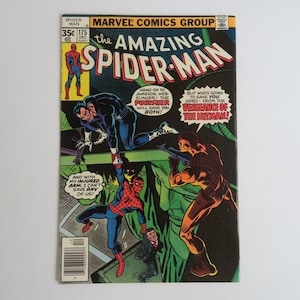 Amazing Spider-Man Comic: #175 Punisher, 1st app Hitman, Newsstand, (1977) A3