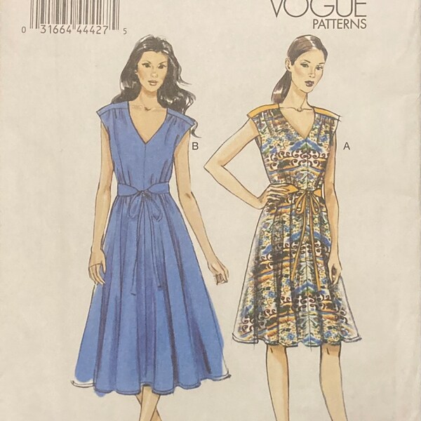 Very Easy Vogue V8807 2010s Dress Loose-fitting Pullover V-Neck Yoke Belt Swing Tent UNCUT FF sewing pattern bust 31 1/2 in - 38 in 8807