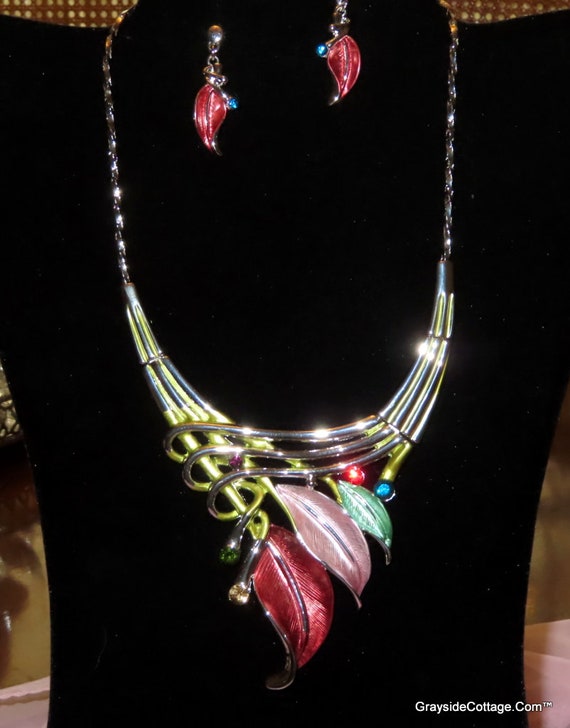 Pretty Costume Jewelry Set • Fuchsia, Rose & Teal Articulated Leaves Necklace • Matching Pierced Stud Dangle Earrings