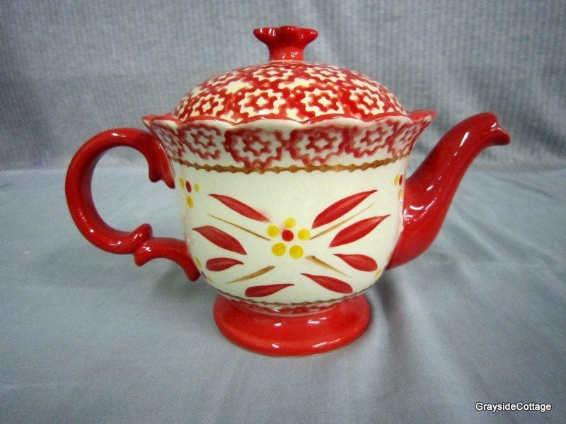 Retro Kitchen Ceramic Teapot Measuring Cup Set with Small Red Butter