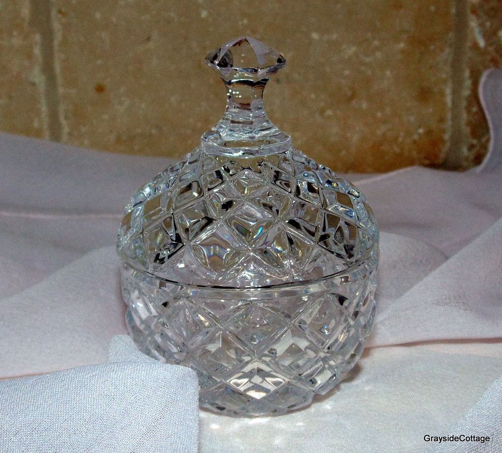 Lead Crystal Set of Matching Trinket Boxes, Vintage Vanity, Jewelry