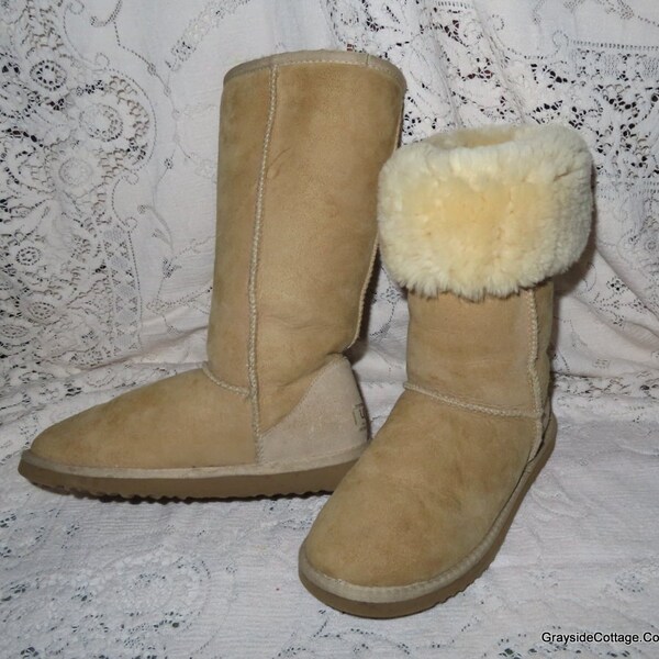 UGG Vintage Women's Boots • Light Sand Color Suede Leather • Knee High, Classic Tall #5813 • Size W6 • Priced To Sell Fast!