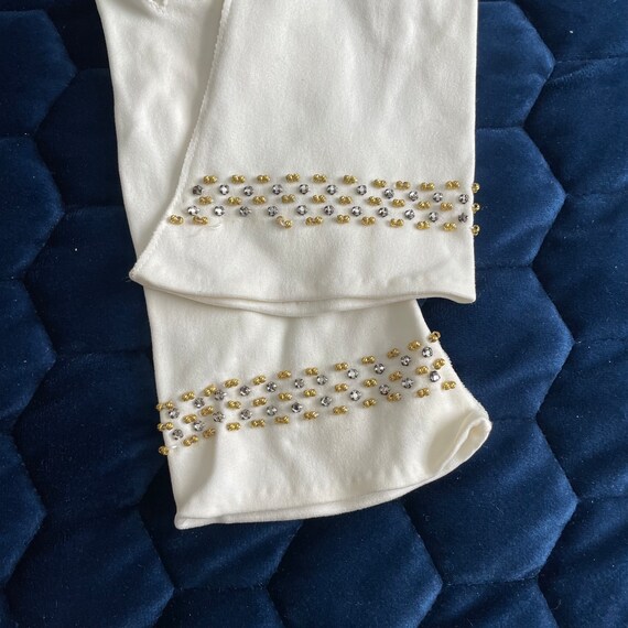 Vintage Ivory White Over Wrist Gloves with Gold B… - image 2