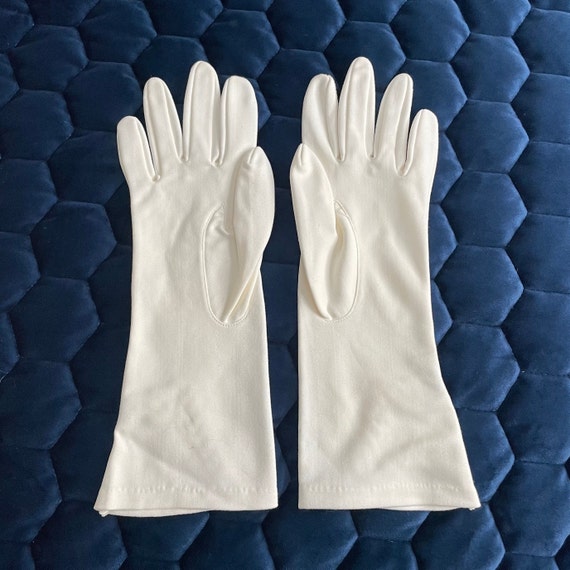 Vintage MISS ARIS Ivory White Forearm Nylon Glove… - image 4