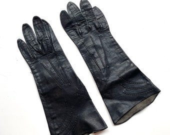 Vintage Black Long Leather Forearm Gloves with Raised Seam Details, Size 5.5