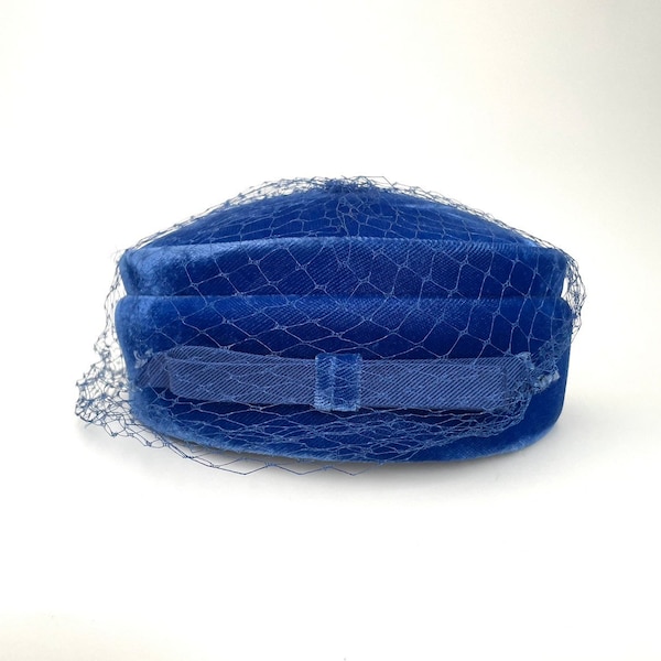 1950s 1960s Vintage Royal Blue Velvet Hat with Fishnet Veil