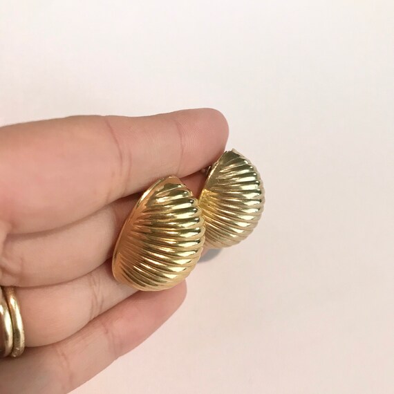 Vintage Gold Twist Hoop Earrings - Post Back