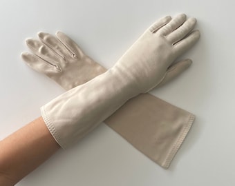 Vintage Light Beige Forearm Gloves with Double Stitch Hem | Size 6.5