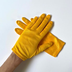Vintage Marigold Orange Wrist Length Nylon Gloves, Size 6