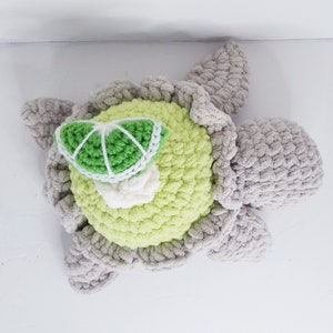 Peluche tortue tarte au citron vert