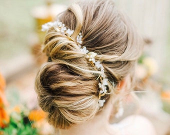 Floral Gold Bridal Vine, Delicate Wedding Hairpiece, Crystal Hair Vine Weddings, Gold Wedding Hair Vine, Gold Mother Of The Bride Hairpiece