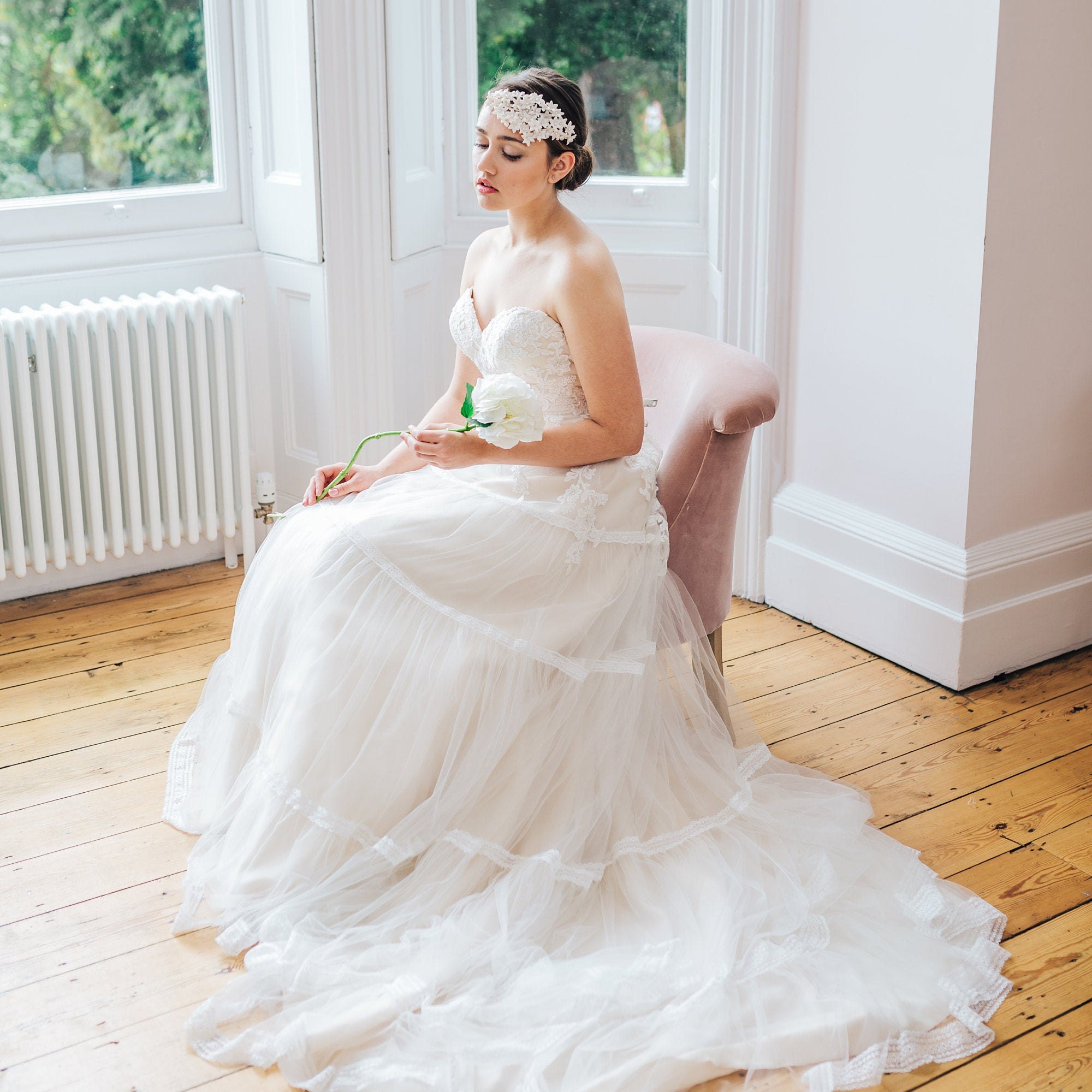 Ivory & co ティアラ Caitlin Ivory and Co Tiaras | Lace & Favour