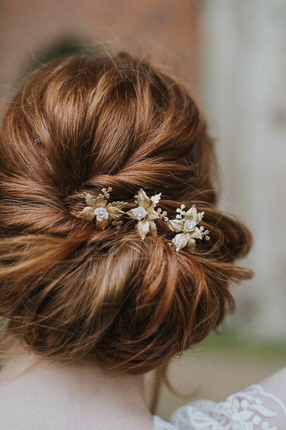 Gold Floral Bridal Hair Pins, Set of 3 Wedding Bobby Pins  display picture 3