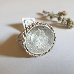 Signet ring women, coin signet ring, sterling silver coin ring, coin rings, signet ring, cocktail ring, vintage ring silver ring, pinky ring