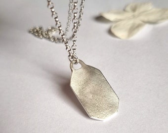 Collar minimalista de plata, collar con placa, collar con colgante largo, collar de plata en capas, joyería moderna para mujer, collar delicado de oro
