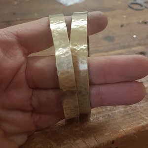 Gold bangle bracelet, stacking gold bracelets, wide bangle, stacking bangles, minimalist bracelet, hammered bangle, hammered bracelet