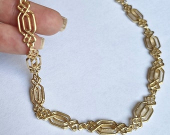 Statement necklaces for women, Gold link necklace, Antique style jewelry, Silver chunky necklaces, Vintage style necklace, Big link chain